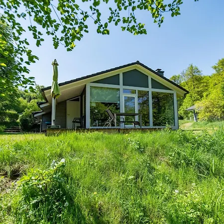 4 Personen Mit Sauna F0h8 *